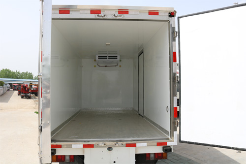 ����L(zh��ng)�d��AAA5040XLCQL6�����܇