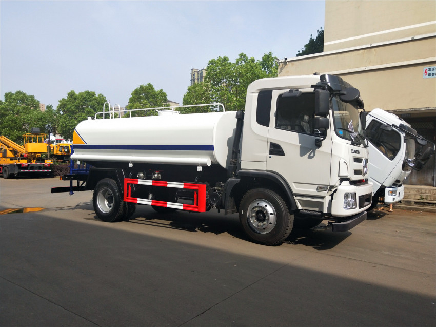 �����О�ˮ܇�N�ۣ������О�ˮ܇�S���N���������О�ˮ܇�S��ֱ�N��؛������