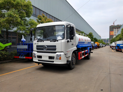 買灑水車為什么要選擇正規的灑水車生產廠家 買灑水車為什么要選擇正規的灑水車生產廠家