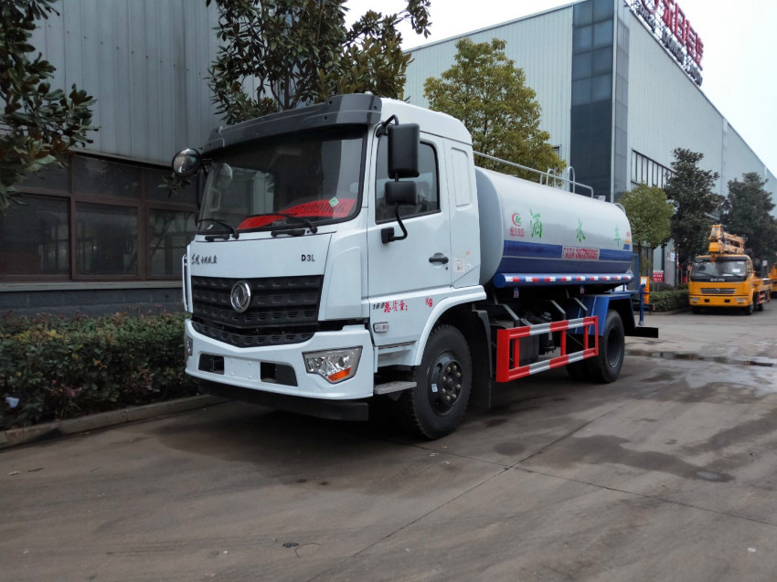 多功能灑水車 多功能灑水車