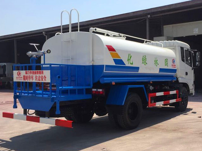 新東日牌YZR5180GSSG6型灑水車 新東日牌YZR5180GSSG6型灑水車