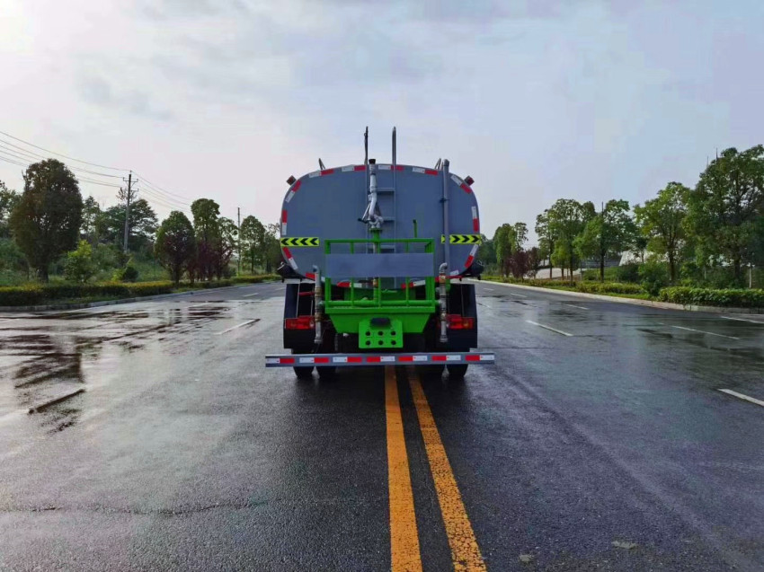 �|�L(f��ng)�D(zhu��n)��12����ˮ܇,12������ˮ܇�r���r-����12������ˮ܇�S��ֱ�N