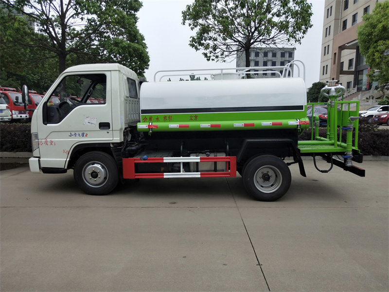 小型灑水車 小型灑水車