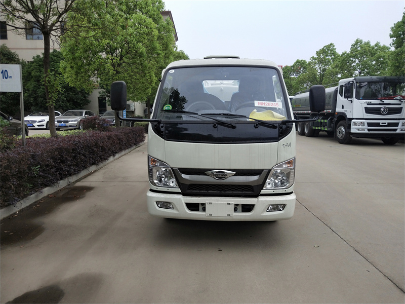 小型灑水車 小型灑水車