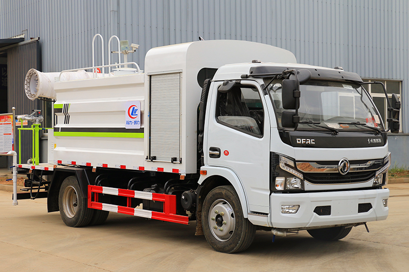 消毒灑水車(chē) 消毒灑水車(chē)