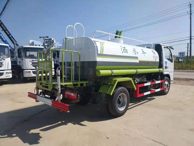 東風(fēng)5噸國(guó)六噴霧灑水車 東風(fēng)5噸國(guó)六噴霧灑水車