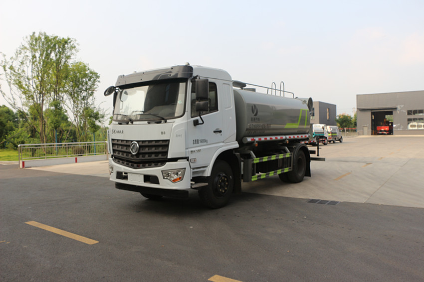 15噸的灑水車得多少錢 15噸的灑水車得多少錢