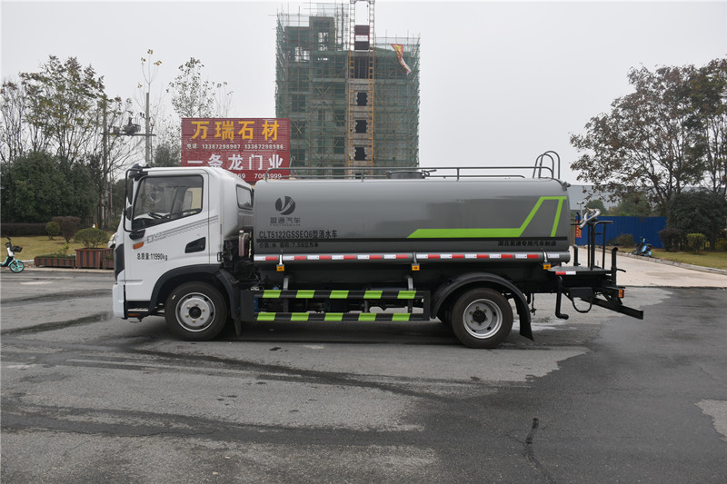 買灑水車要多少錢 買灑水車要多少錢